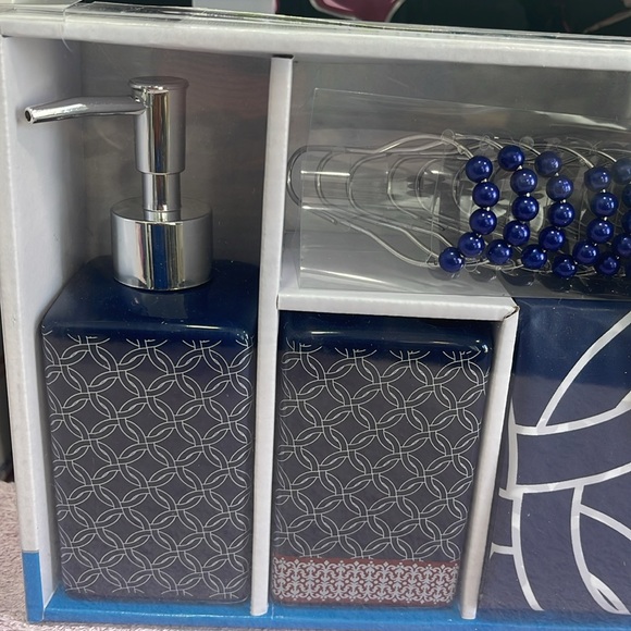 NEW 15 Piece Complete Bath Set - Picture 3 of 9